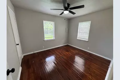 3521 Grassmere Street, Houston, TX 77051 - Photo 9