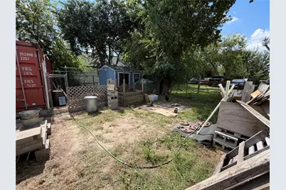 818 E 40th Street, Houston, TX 77022 - Photo 11