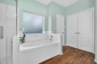 2414 Mills Creek Drive, Kingwood, TX 77339 - Photo 19