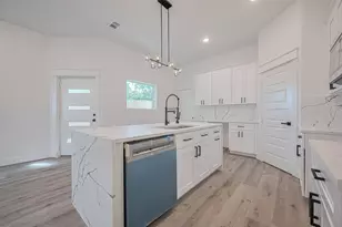 6747 Liverpool St, Houston, TX 77021 - Photo 11