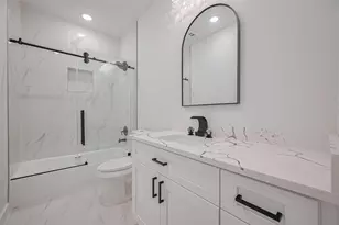 6747 Liverpool St, Houston, TX 77021 - Photo 7