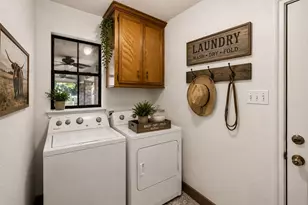 17202 N Main St, Alvin, TX 77511 - Photo 17