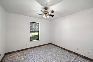 17202 N Main St, Alvin, TX 77511 - Photo 29