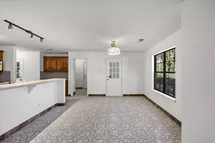 17202 N Main St, Alvin, TX 77511 - Photo 11