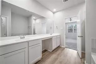 9295 Inland Leather Ln, Conroe, TX 77385 - Photo 15