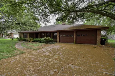 718 Partridge Lane, Eagle Lake, TX 77434 - Photo 3