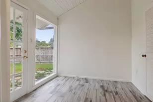 5341 Pagewood Ln, Houston, TX 77056 - Photo 13