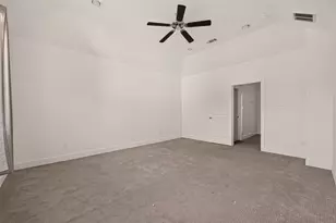 8821 Hollister Pine Ct, Houston, TX 77080 - Photo 33