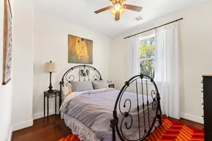 410 Peach St, Tomball, TX 77375 - Photo 23