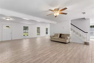 550 Gunston Ct, Conroe, TX 77302 - Photo 5