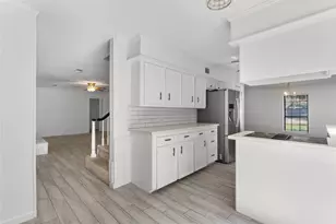 550 Gunston Ct, Conroe, TX 77302 - Photo 9