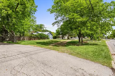 945 East 51st Street, Austin, TX 78751 - Photo 7