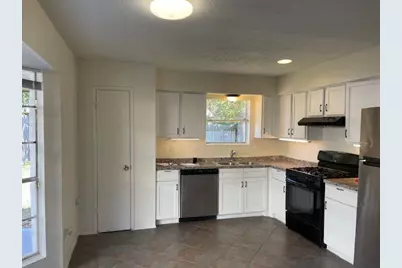 6823 Zapata Drive, Houston, TX 77083 - Photo 7