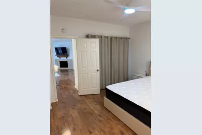 10855 Meadowglen Lane #808, Houston, TX 77042 - Photo 7