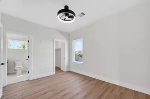 5319 Bacher St, Houston, TX 77028 - Photo 27