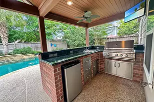 1927 Enchanted Park Dr, Spring, TX 77386 - Photo 25