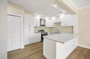 651 Bering Dr, Houston, TX 77057 - Photo 5