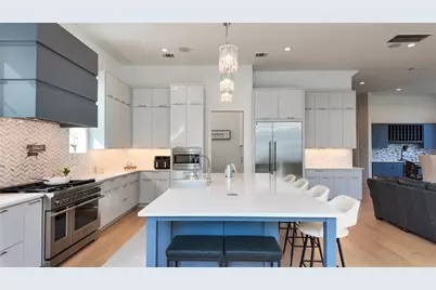 4303 Dorothy Street, Bellaire, TX 77401 - Photo 3