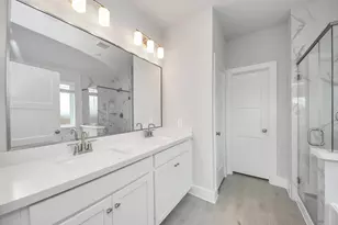 225 Orchard Laurel Dr, Alvin, TX 77511 - Photo 31