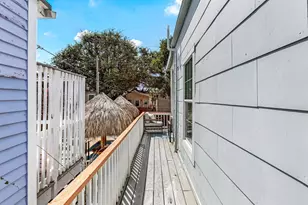 1309 Avenue M, Galveston, TX 77550 - Photo 21