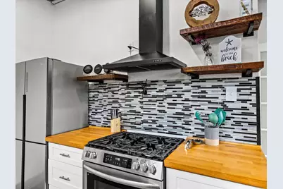 1309 Avenue M, Galveston, TX 77550 - Photo 11