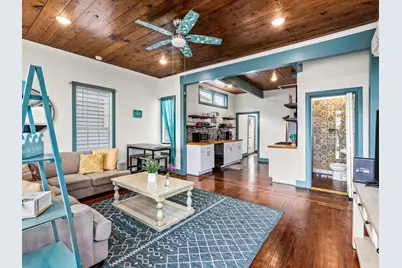 1309 Avenue M, Galveston, TX 77550 - Photo 1