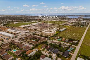 5918 Maco St, Galveston, TX 77551 - Photo 27