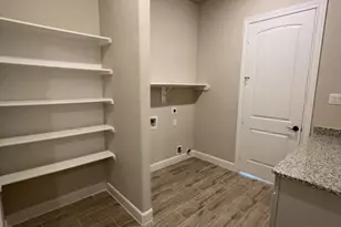 9510 Turnstone Dr, Manvel, TX 77578 - Photo 11