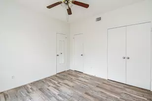2626 Holly Hall St, Houston, TX 77054 - Photo 17