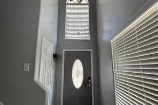 8518 Wild Basin Dr, Houston, TX 77088 - Photo 5