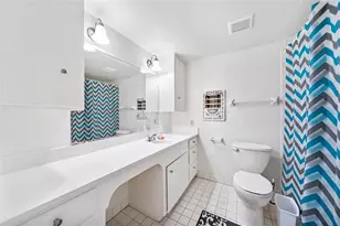 1710 Indiana St, Houston, TX 77006 - Photo 5