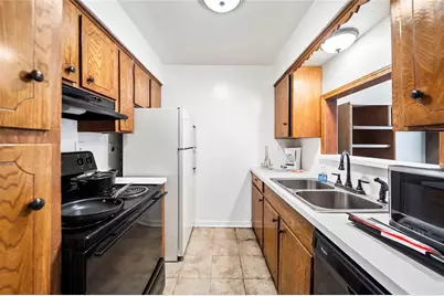 1710 Indiana Street #12, Houston, TX 77006 - Photo 3