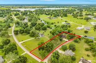 306 Wagon Wheel Trail, Angleton, TX 77515 - Photo 5