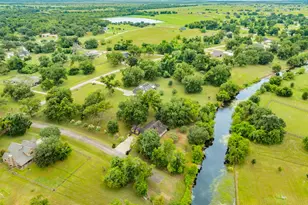 306 Wagon Wheel Trail, Angleton, TX 77515 - Photo 43