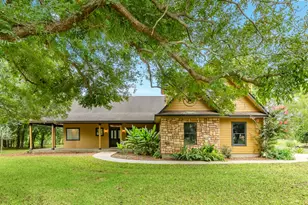306 Wagon Wheel Trail, Angleton, TX 77515 - Photo 1