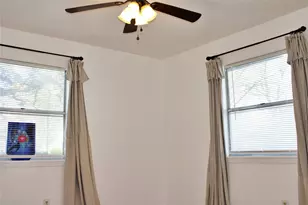 218 Smith St, Columbus, TX 78934 - Photo 17