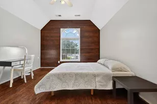 10054 Rio Bravo Rd, Houston, TX 77064 - Photo 25