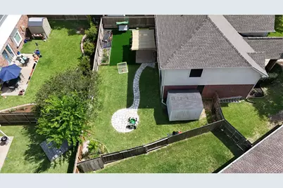 10054 Rio Bravo Road, Houston, TX 77064 - Photo 39