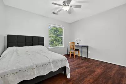 10054 Rio Bravo Road, Houston, TX 77064 - Photo 33