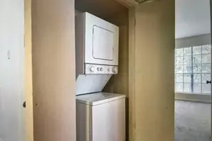 8055 Cambridge St, Houston, TX 77054 - Photo 5