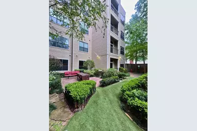 306 McGowen Street #1221, Houston, TX 77006 - Photo 9