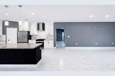 5125 Larkspur Street, Houston, TX 77033 - Photo 5