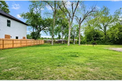5125 Larkspur Street, Houston, TX 77033 - Photo 33