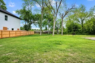 5125 Larkspur St, Houston, TX 77033 - Photo 33