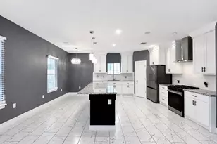 5125 Larkspur St, Houston, TX 77033 - Photo 11