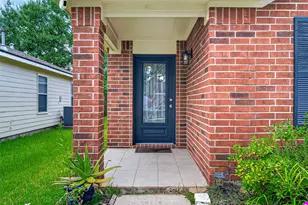 24019 Kingbriar Dr, Spring, TX 77373 - Photo 3