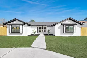 2701 Mustang Rd, Alvin, TX 77511 - Photo 1