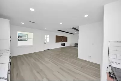 2701 Mustang Road, Alvin, TX 77511 - Photo 15