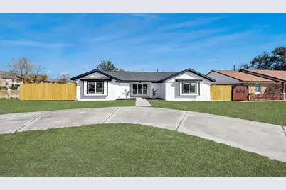 2701 Mustang Road, Alvin, TX 77511 - Photo 39