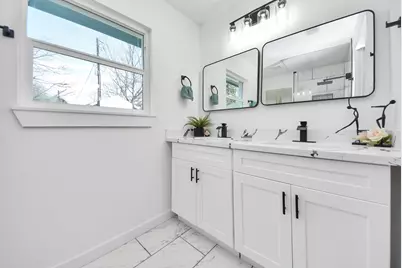 2701 Mustang Road, Alvin, TX 77511 - Photo 19